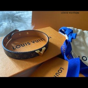 Louis Vuitton monogram Bracelet